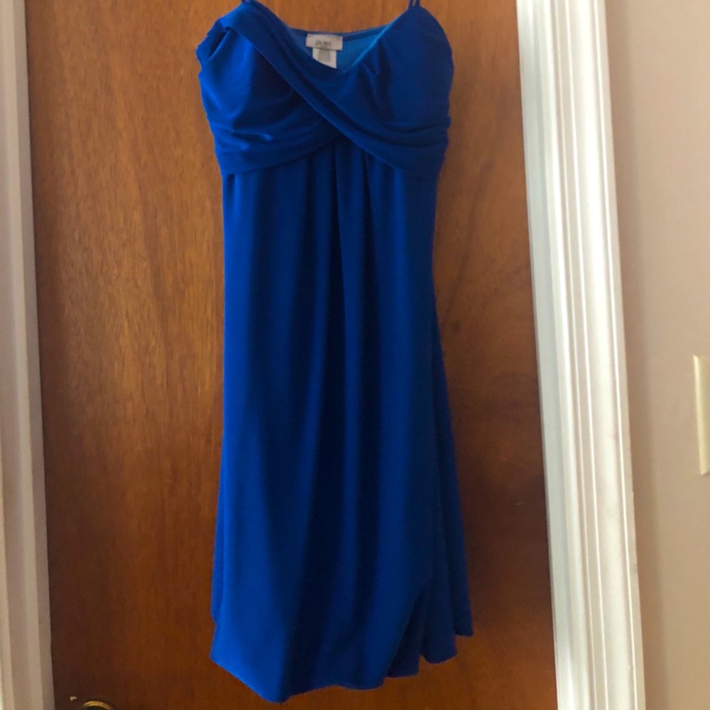 Semi-formal dress